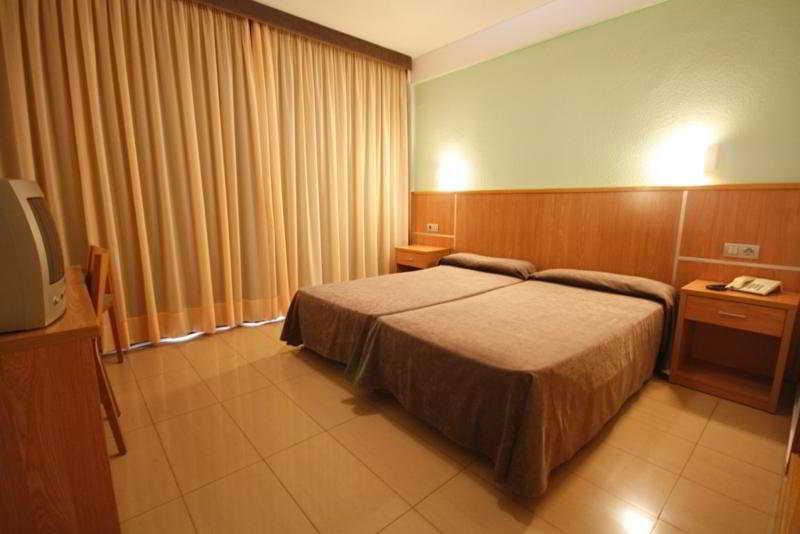 Hotel Perla ベニドルム エクステリア 写真